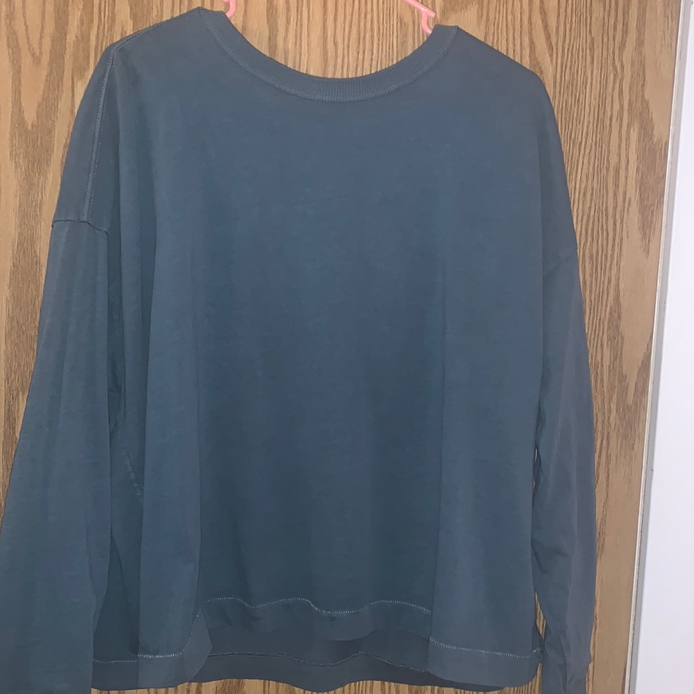 Fern green long sleeve crop